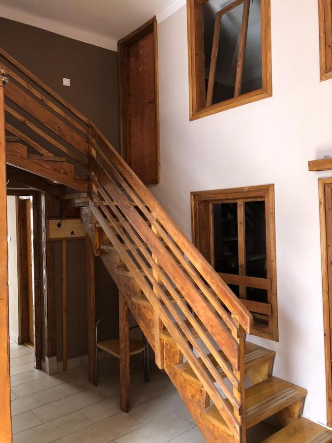 Harom Tarka Macska Apartmanok Sárospatak Esterno foto