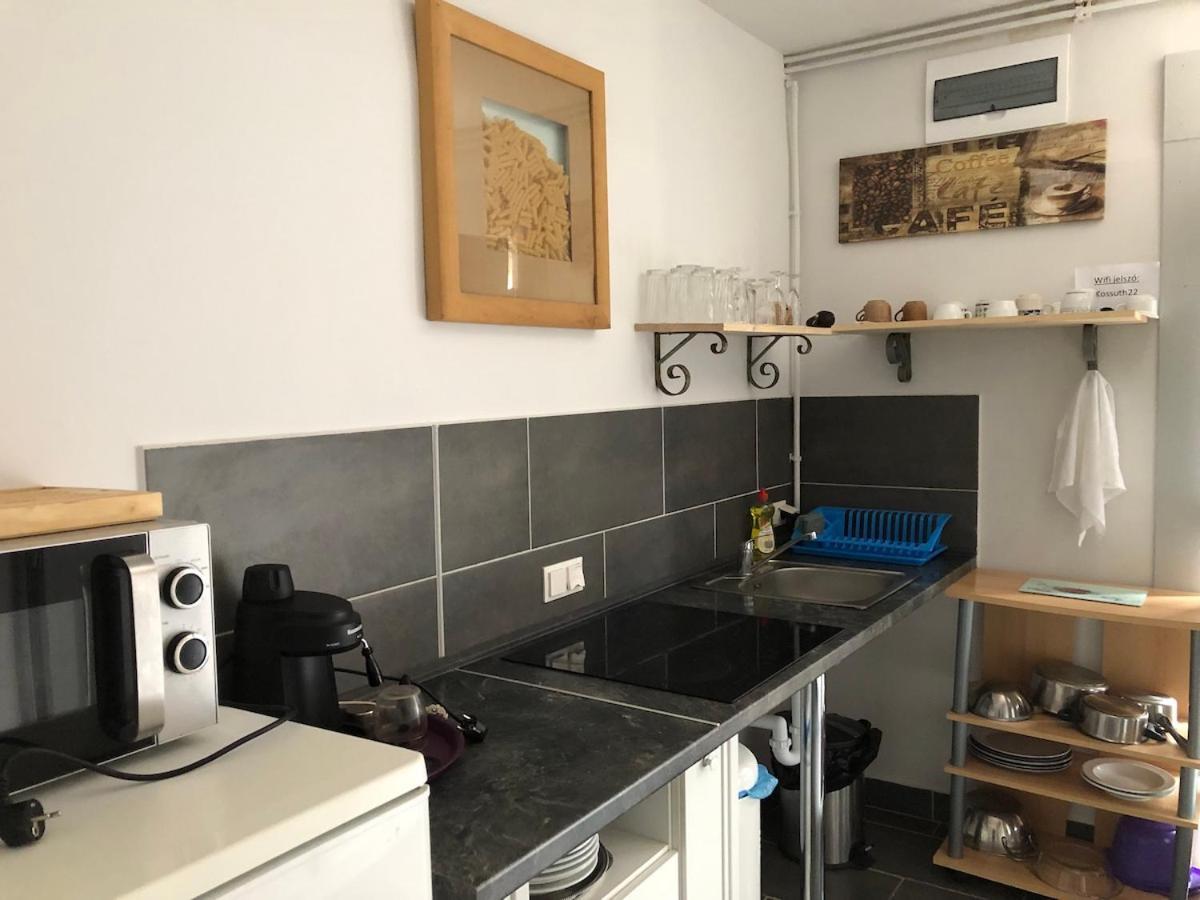 Harom Tarka Macska Apartmanok Sárospatak Esterno foto